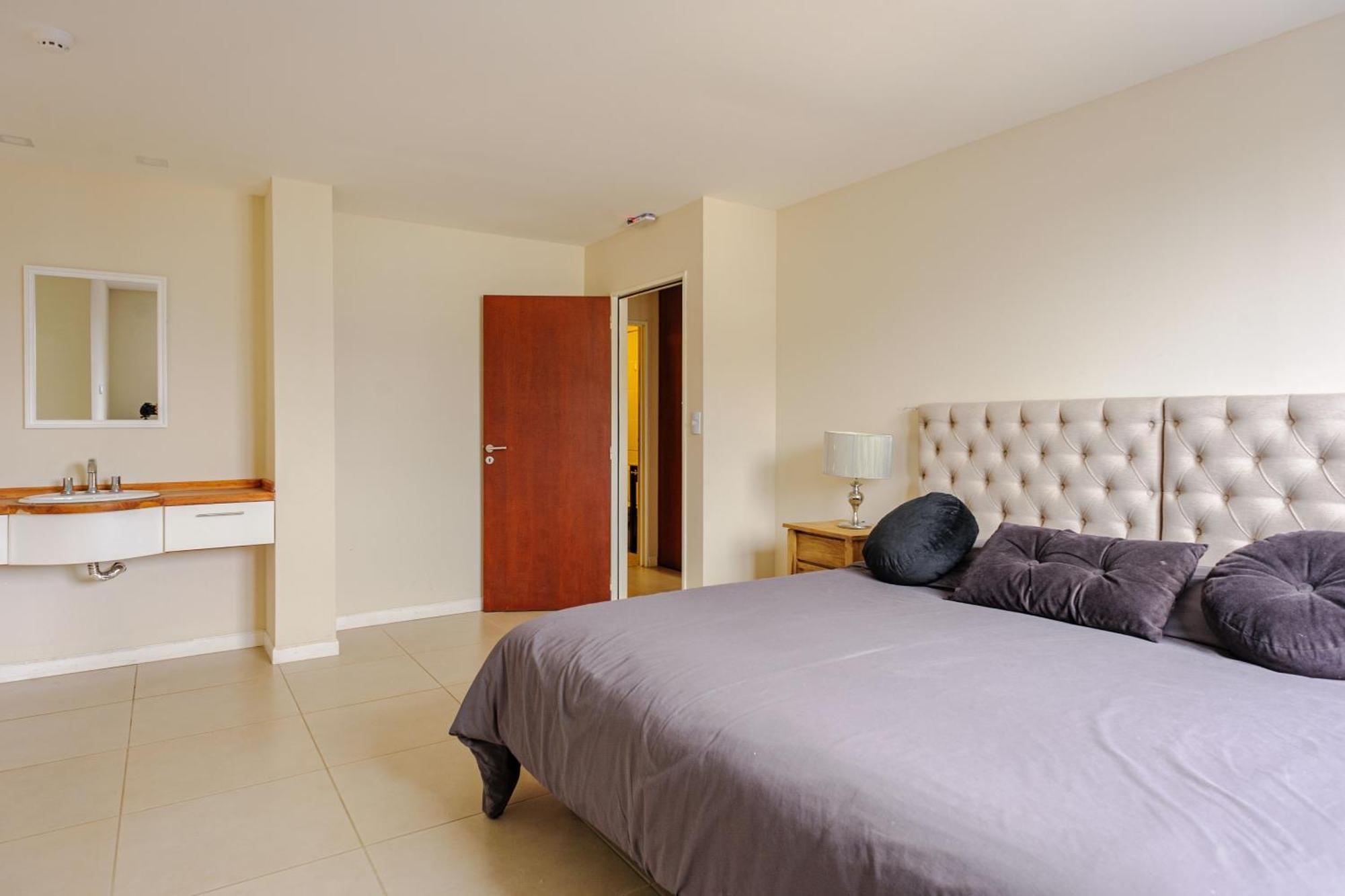 Gfs San Martin Apartment *